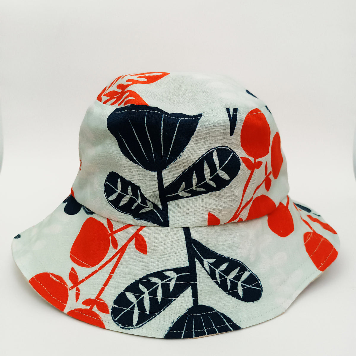 Bucket Hats_In the Garden_Milkygreen