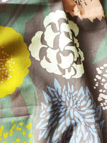 Fabrics_Blooms Delight